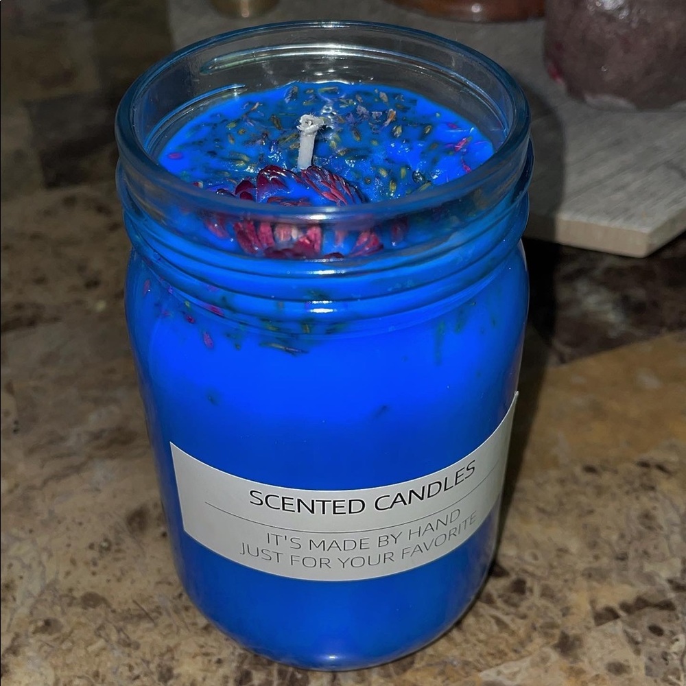 Peppermint scented candle